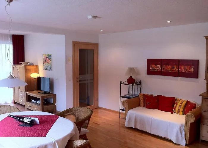 Bachmann Apartment *